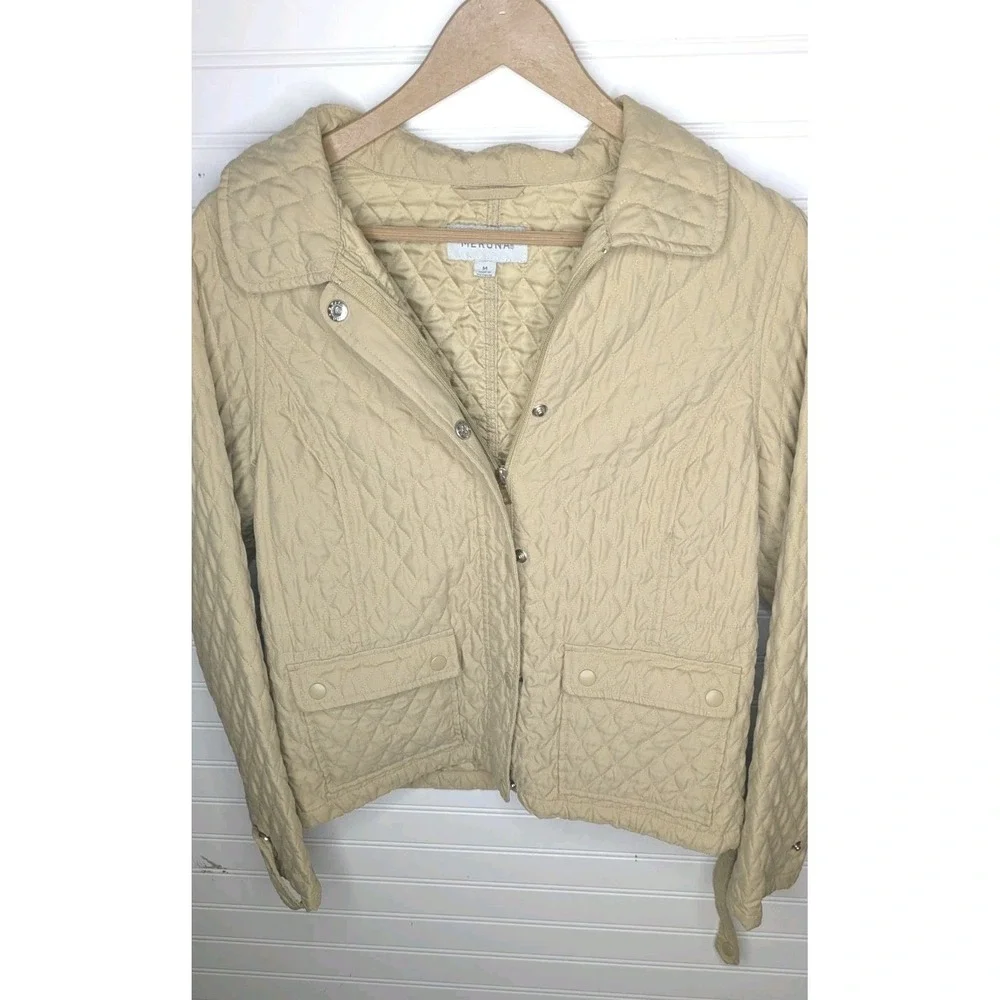 Merona Womens Medium Jacket Lightweight Tan Diamond Quilt Full Zip Snap Buttons